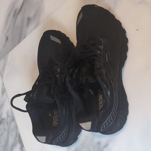 Brooks ghost 12